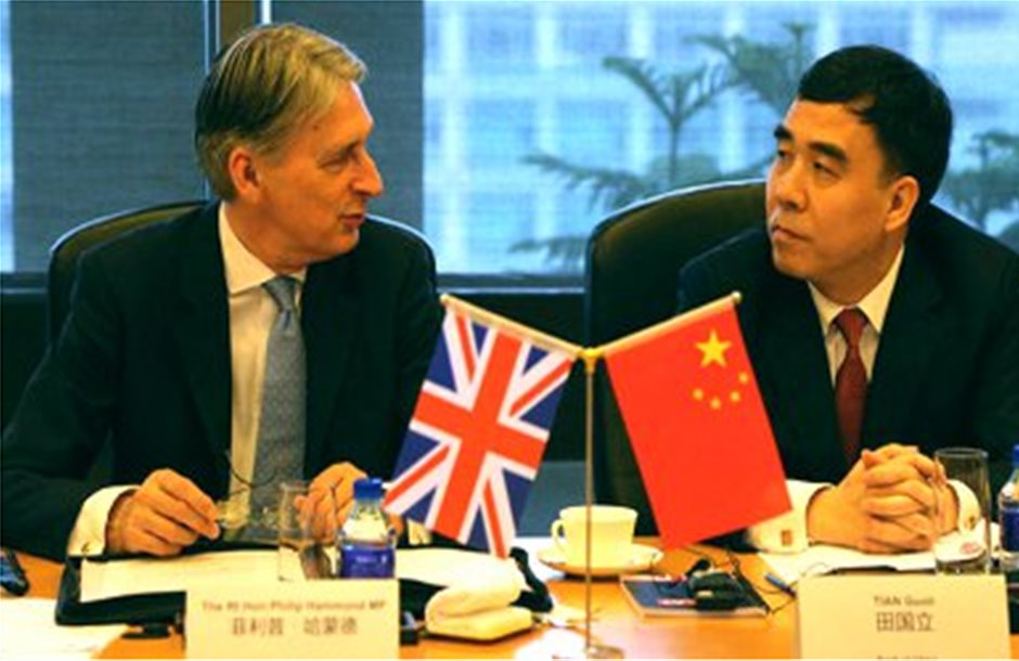 Συμφωνία ελευθέρου εμπορίου με την Κίνα θέλει η Βρετανία